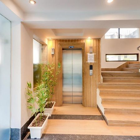 Townhouse 939 Hotel Gagan Inn Near Satyam Inox Patel Nagar Nuova Delhi Esterno foto