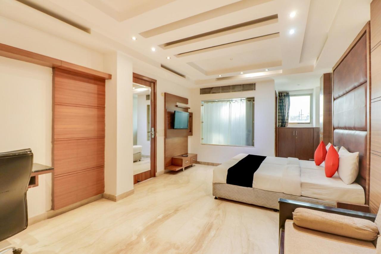 Townhouse 939 Hotel Gagan Inn Near Satyam Inox Patel Nagar Nuova Delhi Esterno foto